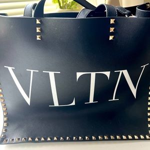 Valentino Garavani Rockstud Tote